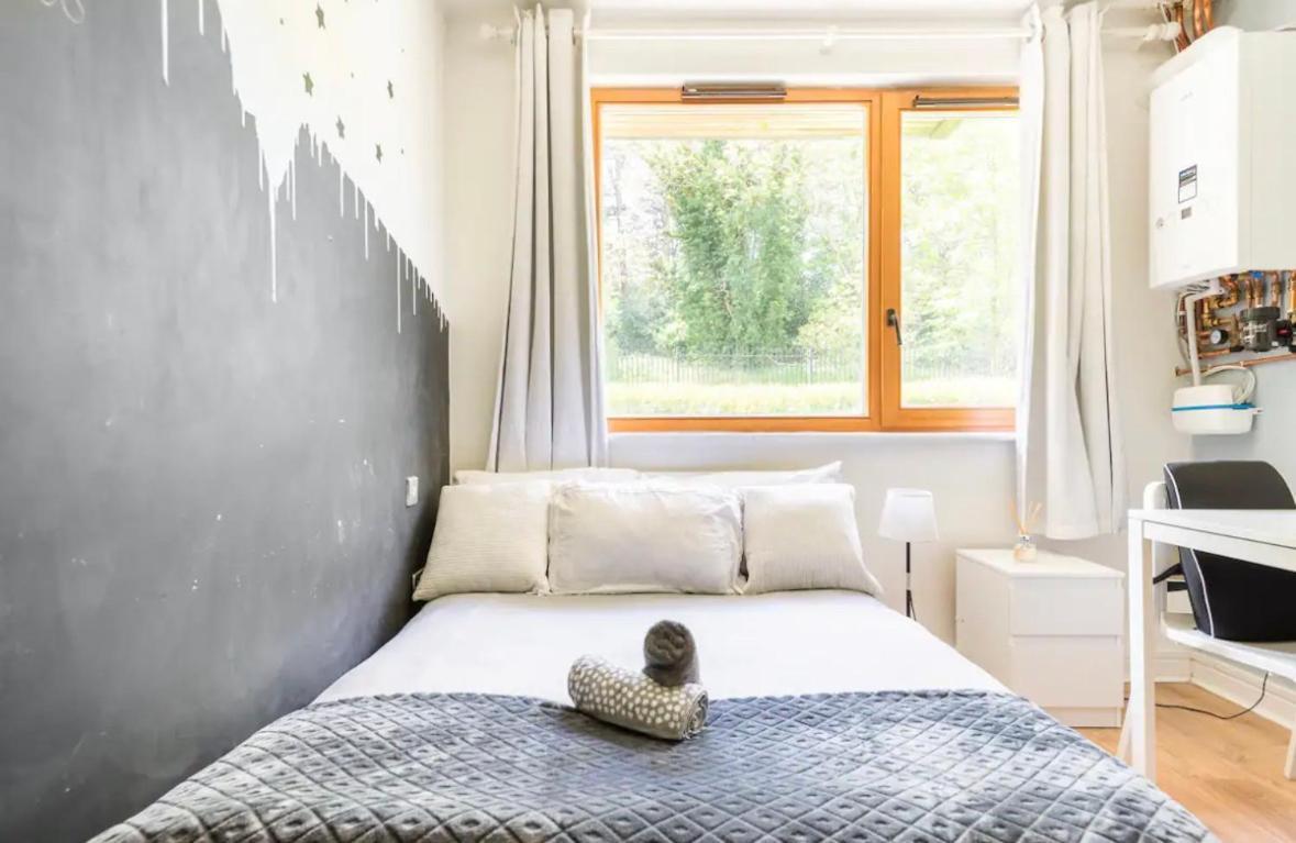 Spacious Room With Relaxing View Дъблин Екстериор снимка